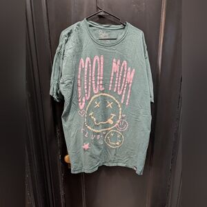 Karrie Locher +Slyfox Threads Cool Mom Emerald Tee In 2XL